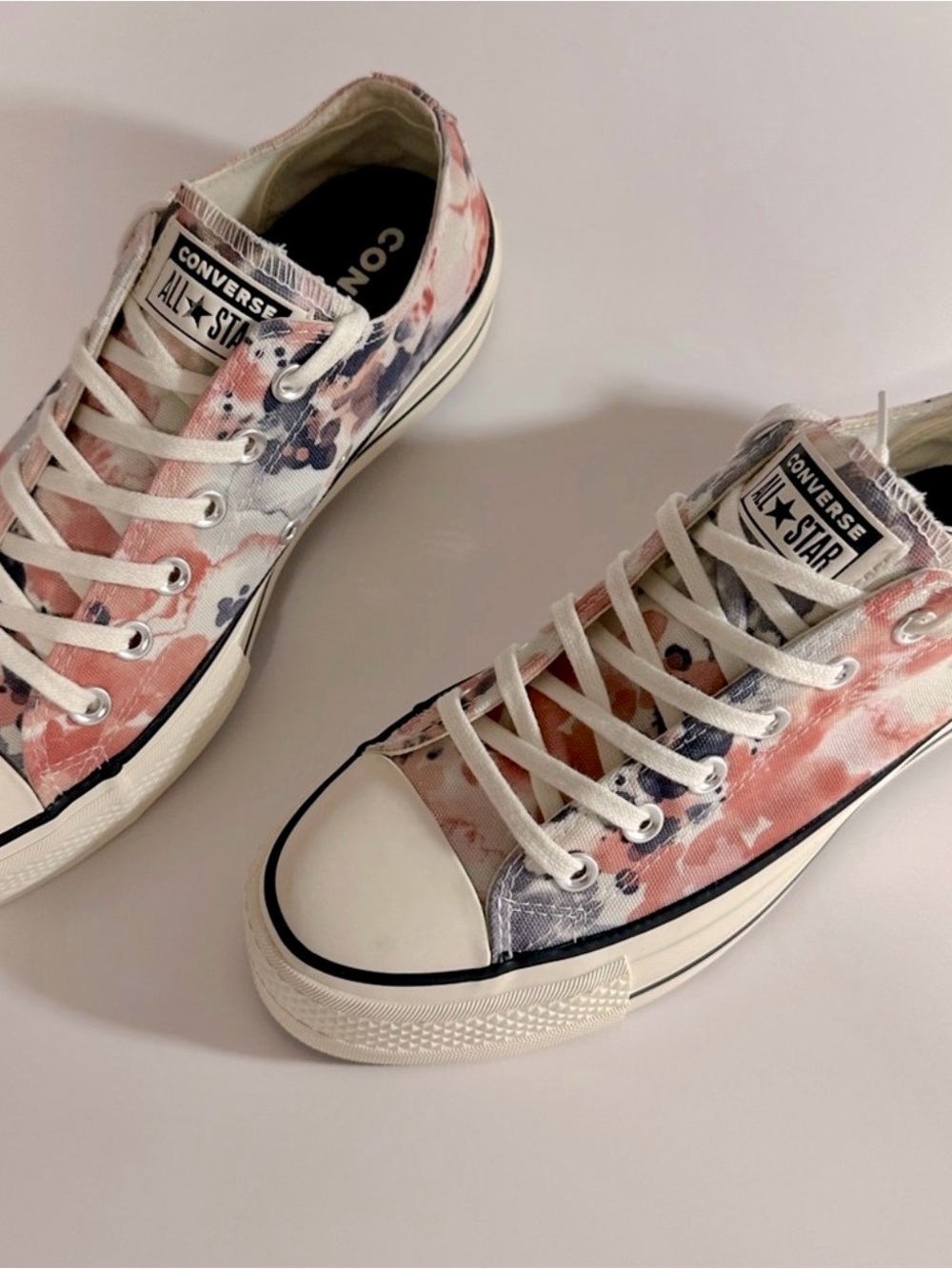 MIBMIB Converse Low Top Sneakers in Pink, White, Black Floral Wash
